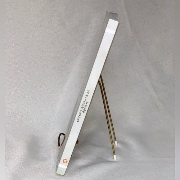 Weight Watchers Cookbook Freestyle150 Diet Meals 30 Minute Dinner Cooking - Picture 3 of 9